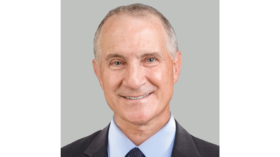 Beacon Orthopaedics adds rare surgeon to its roster